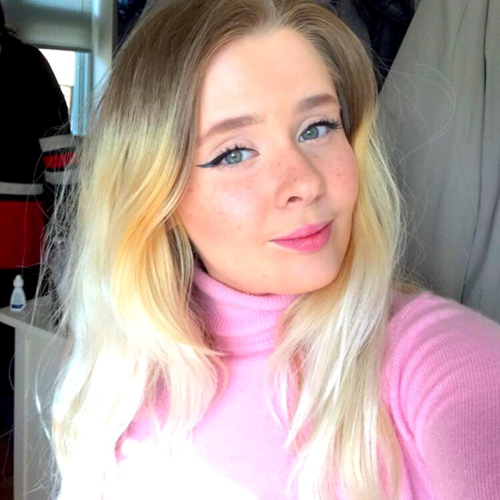 Meet your Posher, Chloe